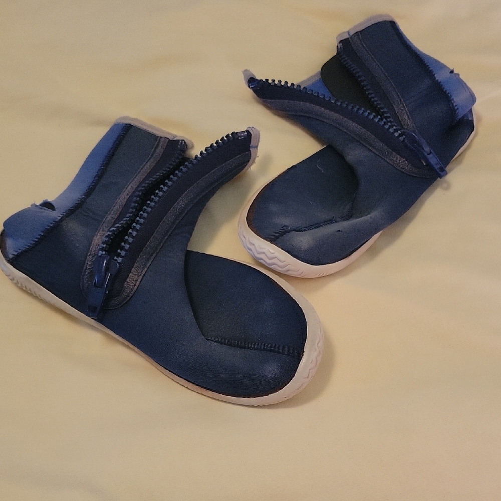 Blue Water Shoes with Zipper